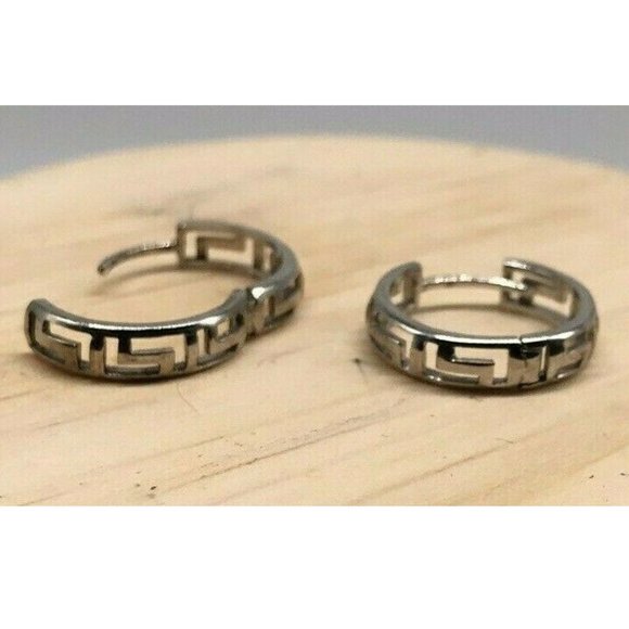 925 Sterling Silver Huggie Earrings - Picture 7 of 7